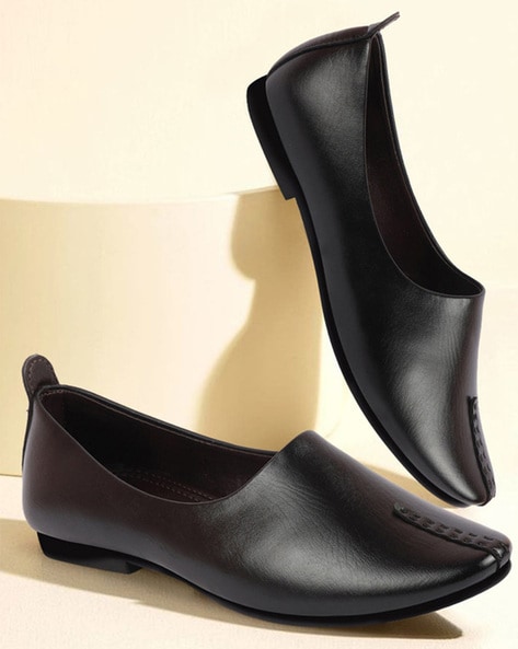 Men Low-Top Pointed-Toe Jutties