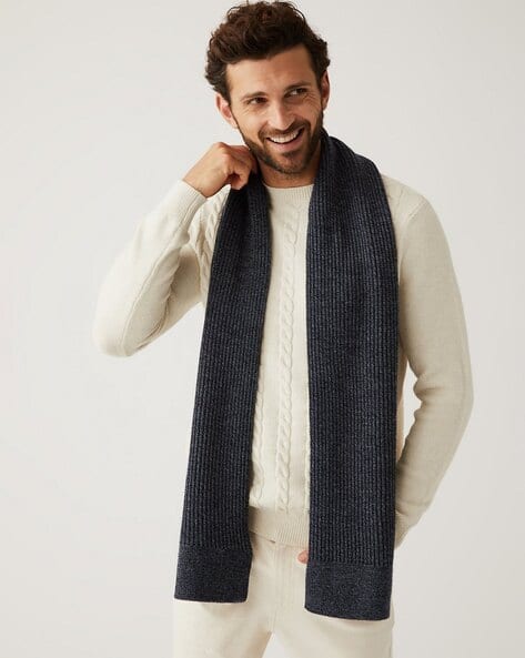 Knitted Textured Scarf