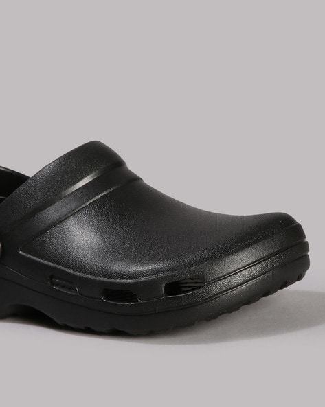 Crocs specialist ii clogs best sale