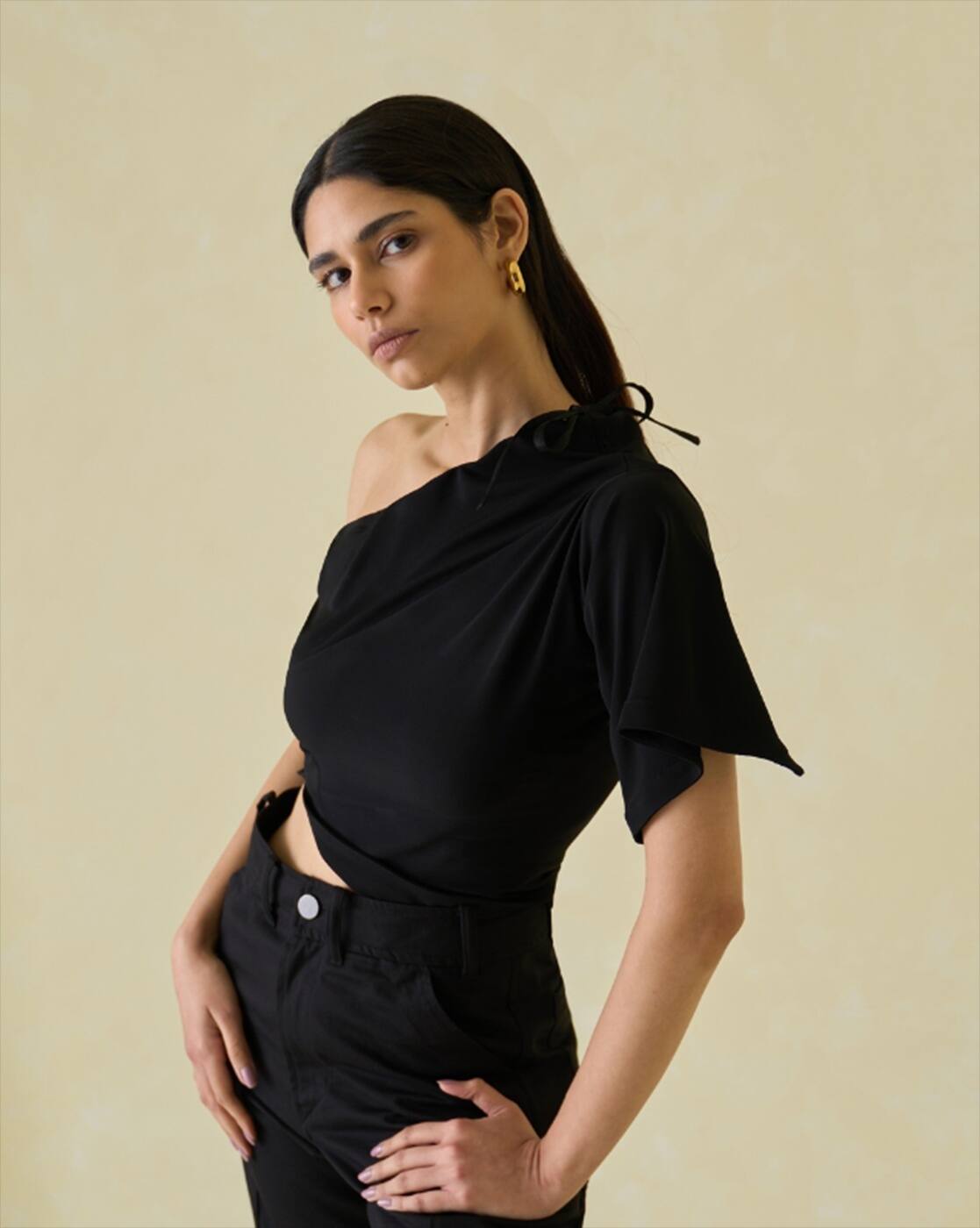 ribbon one shoulder top akiki BLACK Black Embellished One Shoulder