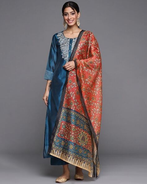 Women Embroidered Straight Kurta Set Price in India