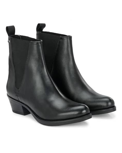 Buy Black Boots for Women by DELIZE Online