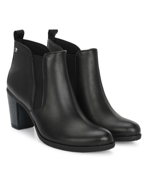 Delize Women Ankle-Length Chelsea Boots