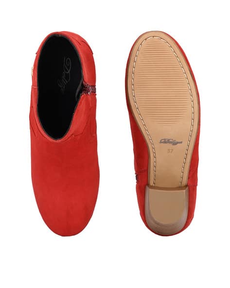 Ankle-Length Boots with Zipper