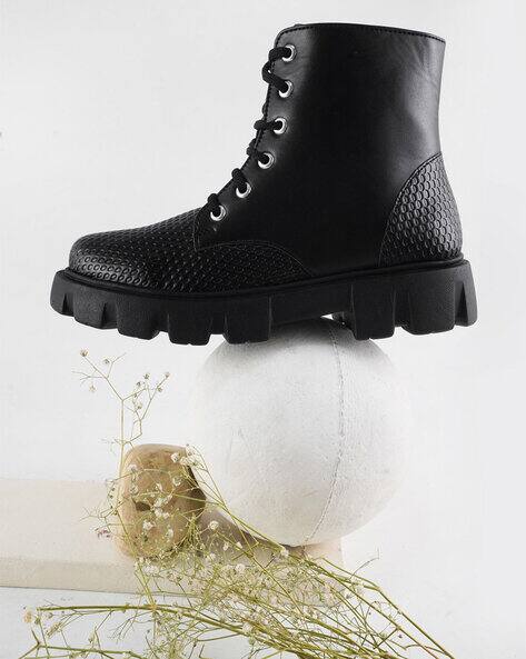 Selfiee Women Ankle-Length Lace-Up Boots