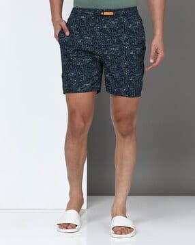 Men Printed Knit Shorts with Insert Pockets-image-2