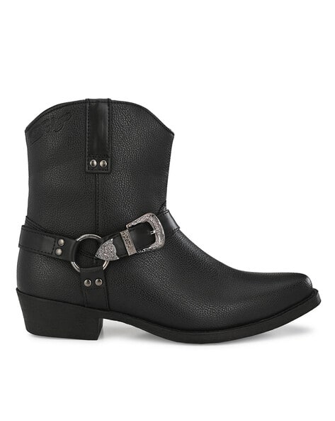 Plain-Toe Boots with Buckle Fastening