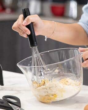 Plastic Mixing & Measuring Bowl with Handle-image-14