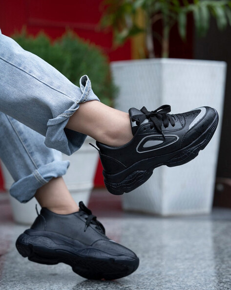 Ultimate Guide to Black Sports Shoes for Women: Style Meets Performance