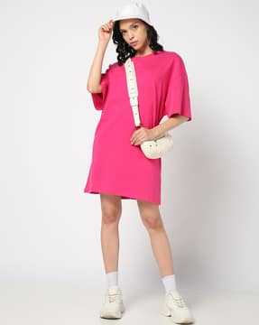 Tシャツ・カットソー AMBUSH SS20 ROUND NECK DRESS (12112059_PINK) Off-White Kids logo-print T-shirt Dress | Pink | FARFETCH