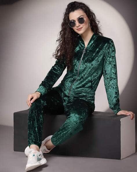 Women Zip-Front velet Jacket with Kangaroo Pockets