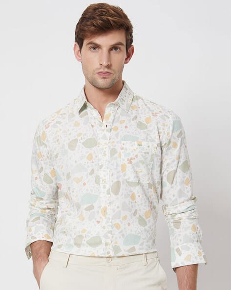 MUFTI Men Terrazzo Print Slim Fit Shirt with Patch Pocket