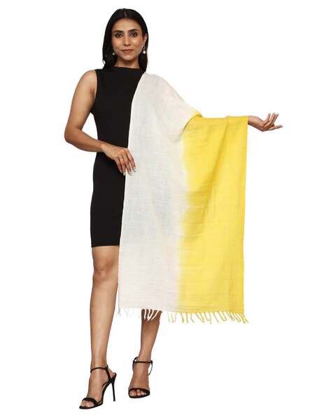 Women Colourblock Stole with Fringes Price in India