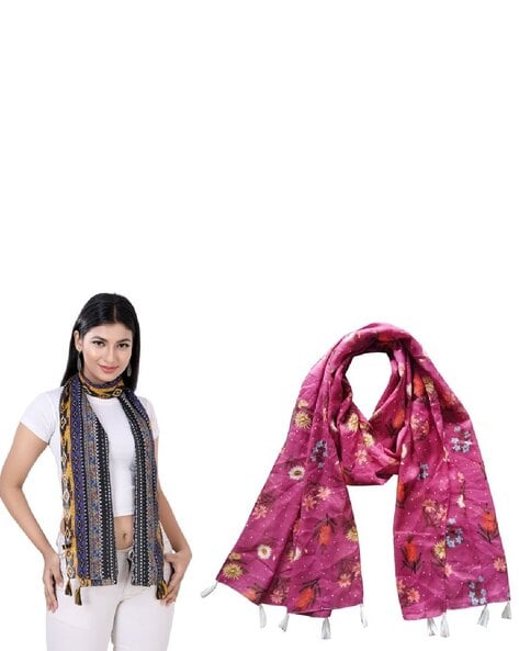 Pack of 2 Women Printed Scarfs Price in India