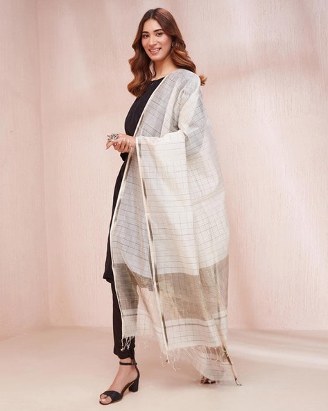 Checked Cotton Silk Dupatta with Tassels Price in India