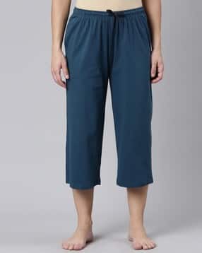 Women Regular Fit Capris with Drawstring Waist-image-22