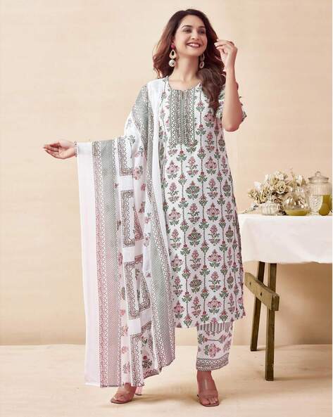 Women Printed Straight Kurta Set Price in India