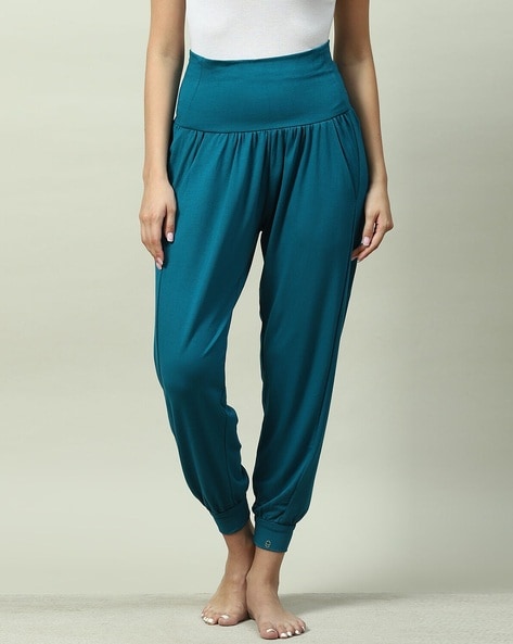 Women Patiala Pants with Insert Pockets Price in India