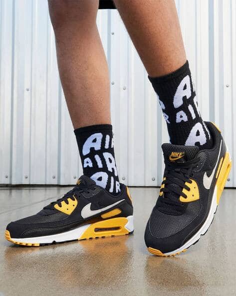black and yellow air max men