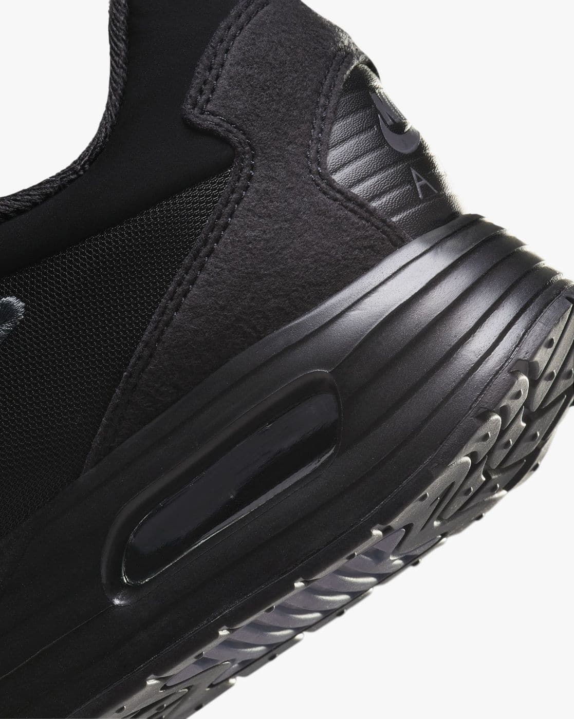 airmax up triple black