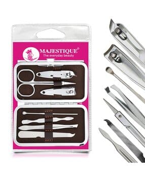 Package contains 7 manicure tool kit