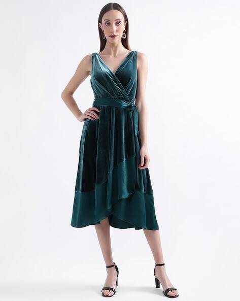 Buy Green Dresses for Women by DKNY Online | Ajio.com Buy Green Dresses for Women by DKNY Online | Ajio.com