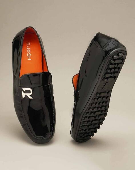 RUOSH Men Round-Toe Slip-On Driver Shoes