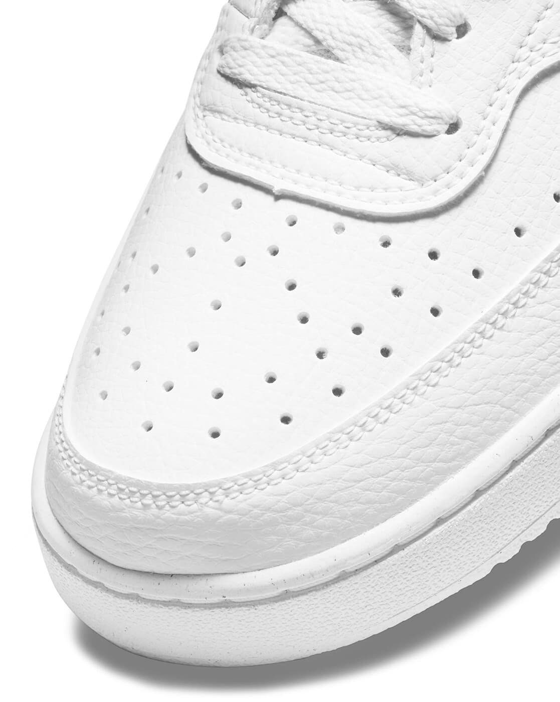 nike white sneakers mens india