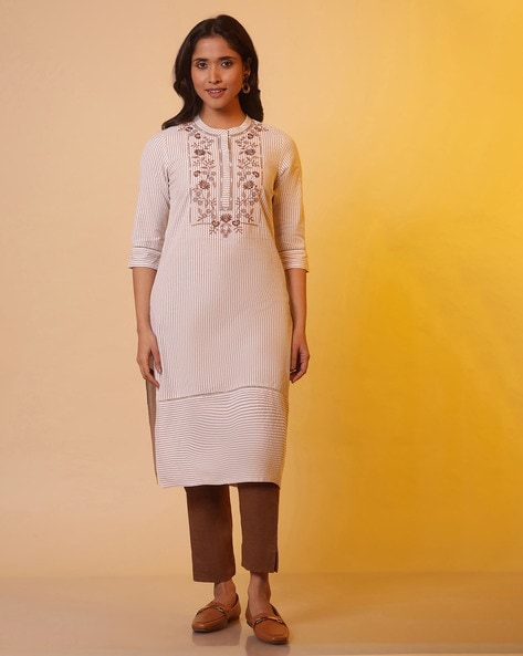 Buy Off white Kurtas for Women by AURELIA Online Ajio