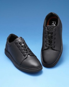 Ajio online shopping shoes discount