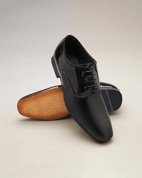 RUOSH Men Pointed-Toe Lace-Up Derbys