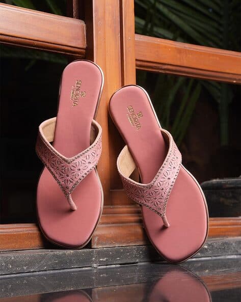 Women Embellished T-Strap Slippers
