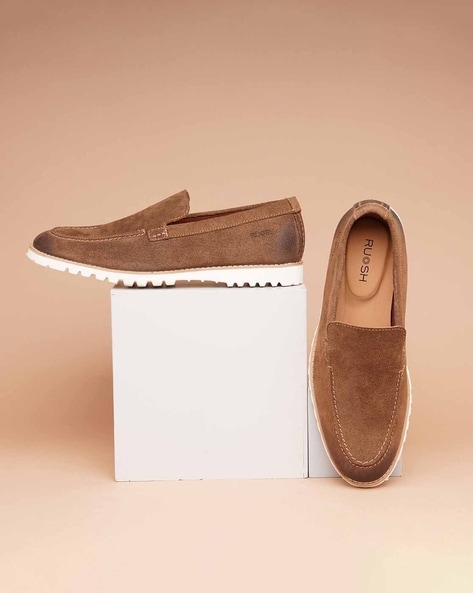 Ruosh Men Round-Toe Slip-On Loafers