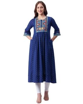 globus Printed A-line Kurta-picture-40