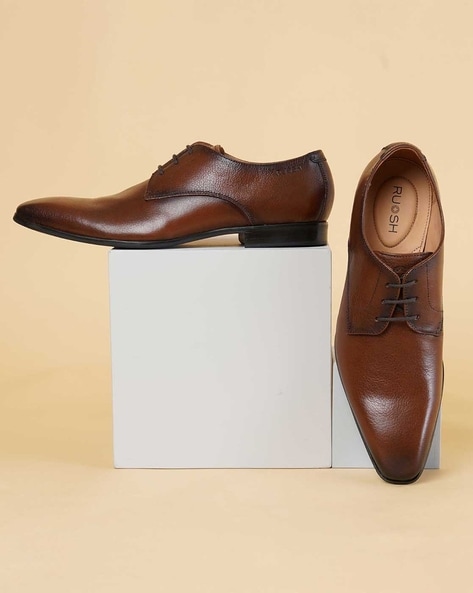 Ruosh Round-Toe Lace-Up Shoes