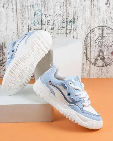 Men Round-Toe Lightweight Memory Foam Lace-Up Sneakers