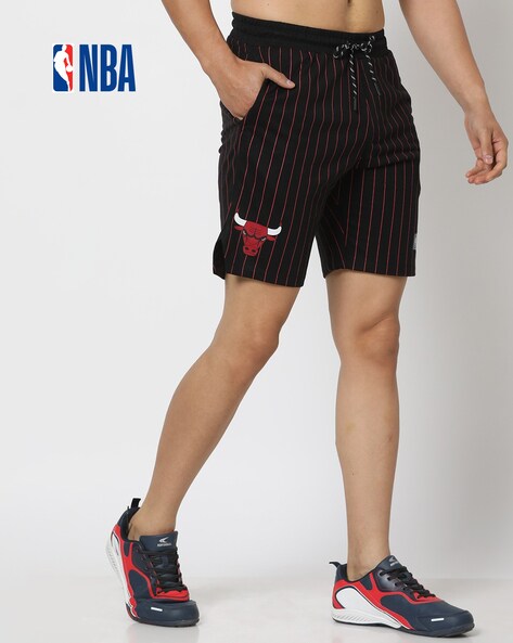 Men NBA Chicago Bulls Striped Regular Fit Shorts