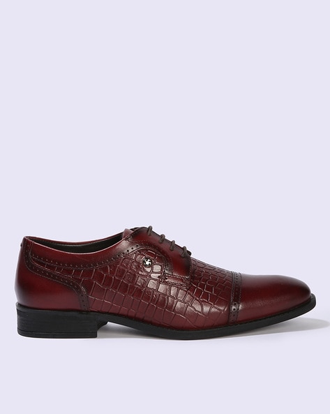 Men Croc-Embossed Low-Top Oxford Shoes