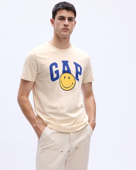 Men Smiley World Logo Print Slim Fit Crew-Neck T-Shirt