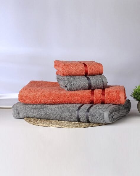 SPACES Set of 4 Cotton Bath Towels 59" x 27"