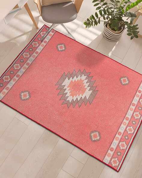 AAZEEM Geometric Pattern Non-Slip Carpet 3' x 2'