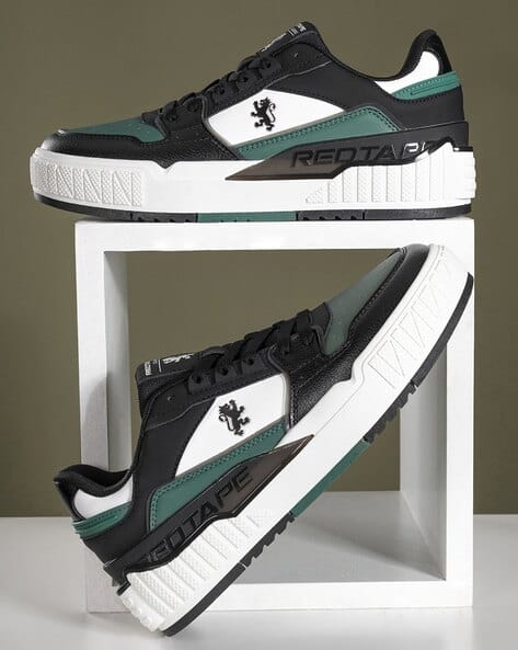 RED TAPE Men Low-Top Lace-Up Sneakers
