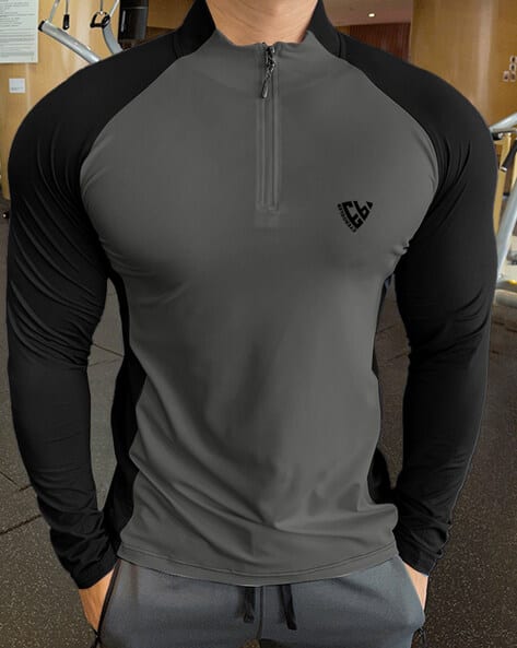 EYEBOGLER Men Colour-Block Regular Fit T-Shirt