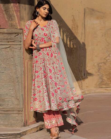 Women Floral Pattern Anarkali Kurta Set