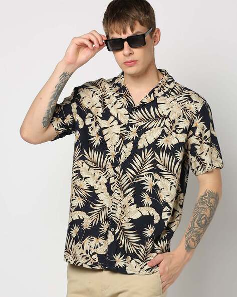 Men Tropical Print Regular Fit Shirt