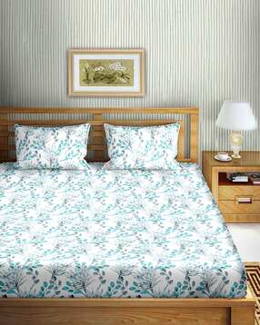 bella casa Floral Print King-Size Bedsheet with Pillow Covers-picture-41