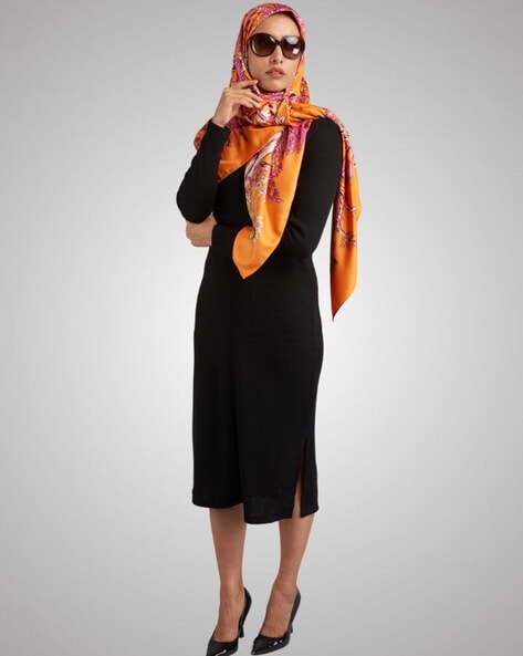 Women Printed Scarf with Rolled Hem Price in India