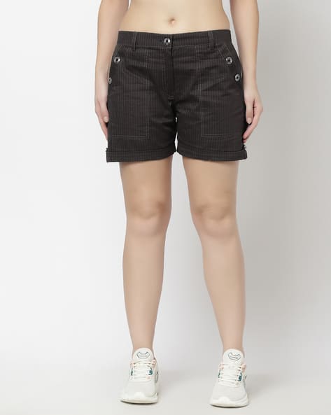 KLOTTHE Women Striped Knit Shorts