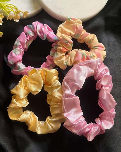 JEWELZ Set of 4 Women Stretchable Hair Tie