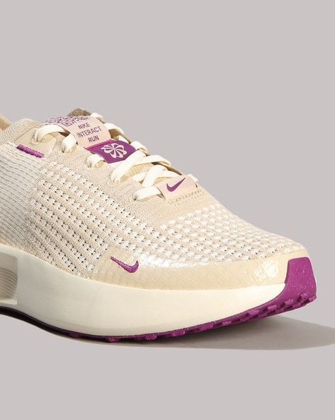 Nike marathon shoes femme beige online